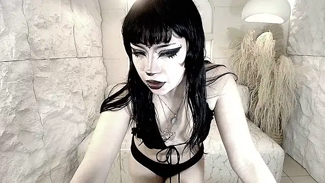 vampkitty r online show from February 4, 1:03 pm