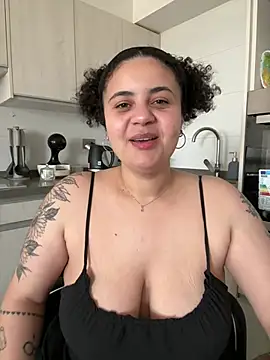 BabyChanntal online show from July 10, 5:24 pm