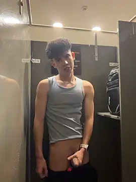 yoursexyjose online show from June 16, 9:16 pm