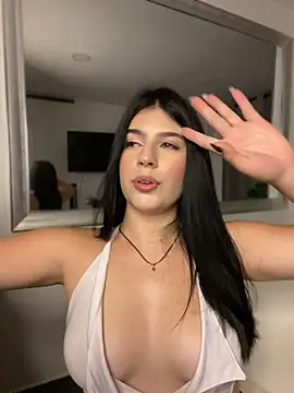  HannahFox  online show from August 1, 12:34 am