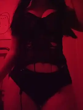 missydollxo online show from April 4, 8:02 am