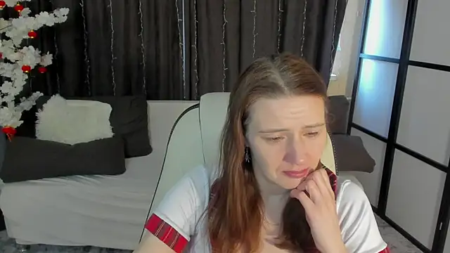 Kathrine Meyer online show from April 3, 2:20 am