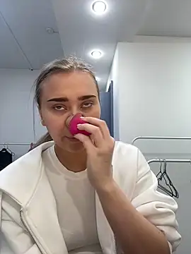 MonicaWestt online show from March 19, 6:07 am