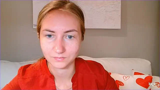 BluueSilk online show from October 15, 6:49 am