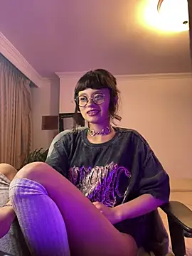 Miamhua-Cat- online show from February 12, 6:26 am