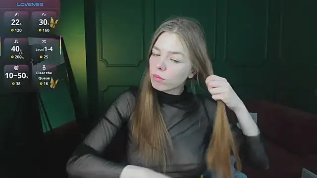  Tina Tayllor  online show from April 30, 9:08 pm