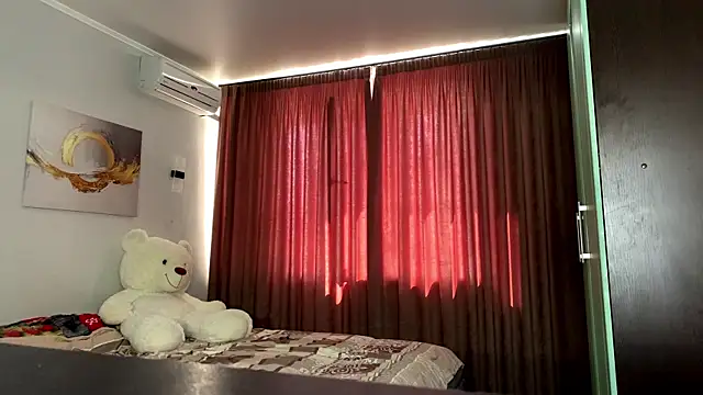 dianar1se online show from March 23, 8:42 am