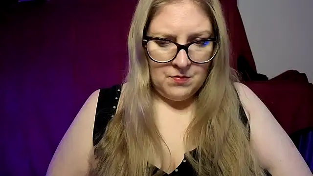 MissCharlotteXx online show from February 20, 3:02 pm