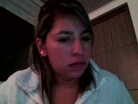 Ambar Cortes online show from February 20, 2:43 am