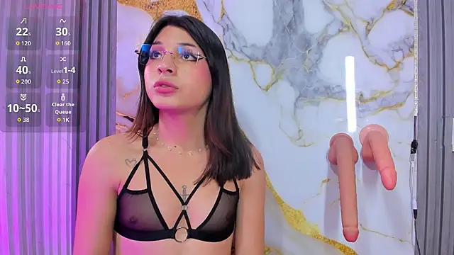 mlucreciasucker303av online show from April 2, 6:49 pm