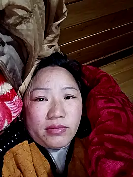 quynhbupbe11 online show from February 2, 12:37 pm