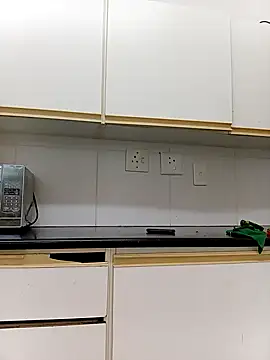 LADY-NESH online show from February 3, 8:30 am