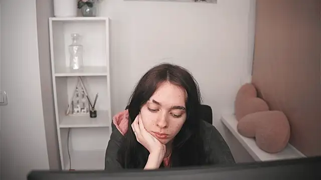 GinnyKittle online show from March 1, 6:51 pm