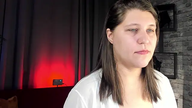 helenahoff online show from March 4, 4:41 am