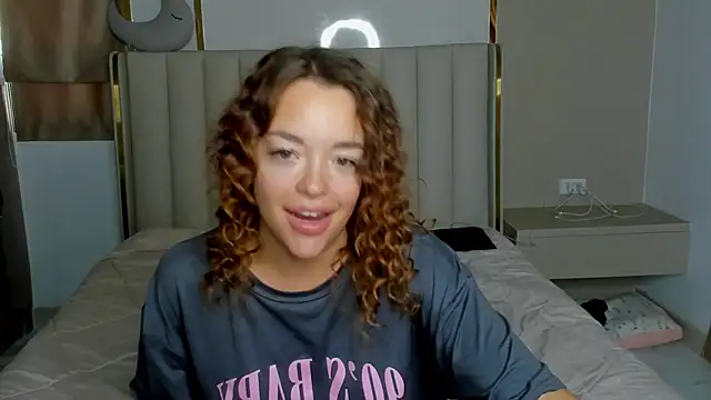 stellaa quenn online show from April 14, 12:22 am