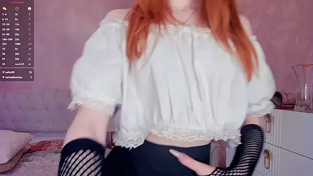 TarynPalek online show from April 3, 8:23 am