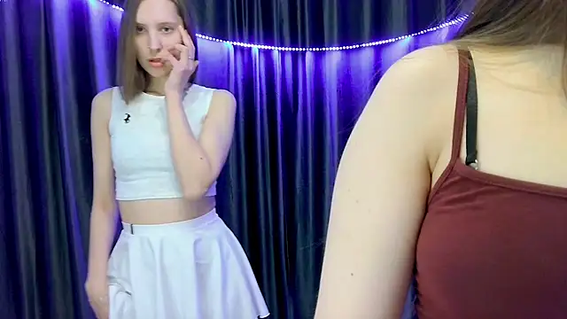 GloriaWalkerJr online show from March 2, 3:30 pm