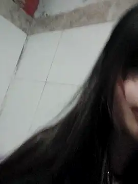 dieciochoyundia online show from February 14, 1:40 am