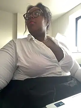 BouncyBBW online show from February 2, 11:20 am