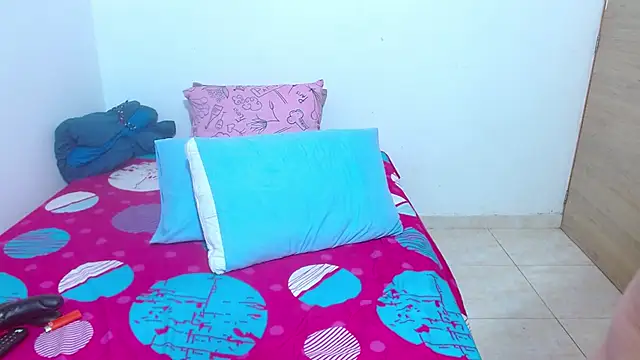 daniela pra online show from February 7, 2:59 am