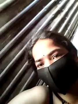 Sonali Bendre online show from April 13, 11:22 am