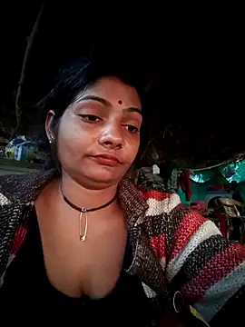 Hotty raghni online show from February 14, 1:40 am