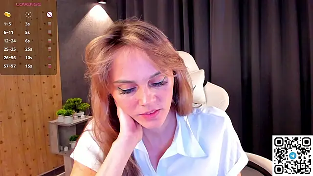 agatha roose online show from March 23, 4:07 am