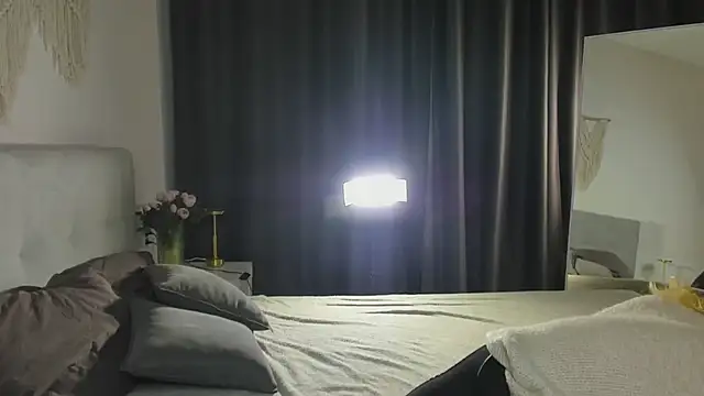 Lollita Morgan online show from April 18, 6:05 am