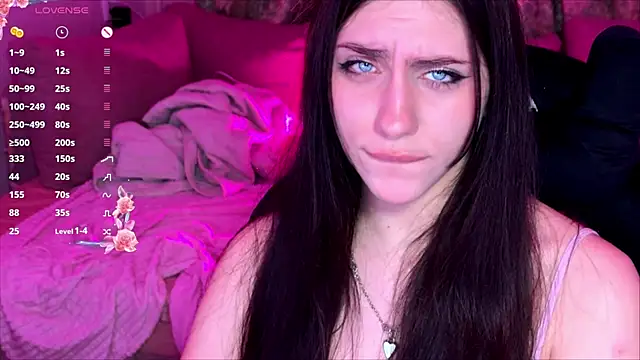 lunawho online show from May 30, 9:33 pm