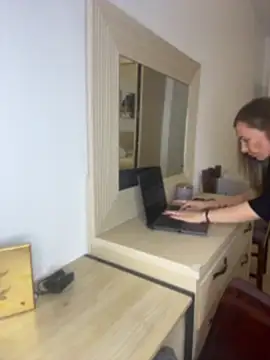 DivineAmely online show from April 15, 6:19 pm