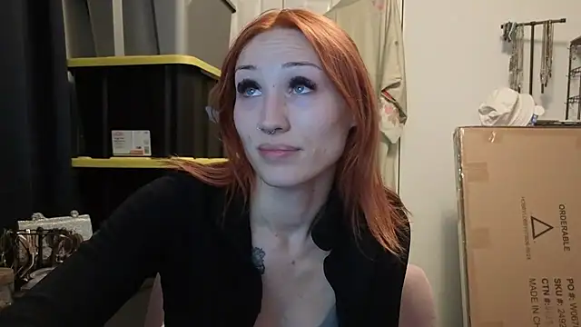 ThornsandHoney online show from May 29, 4:21 am