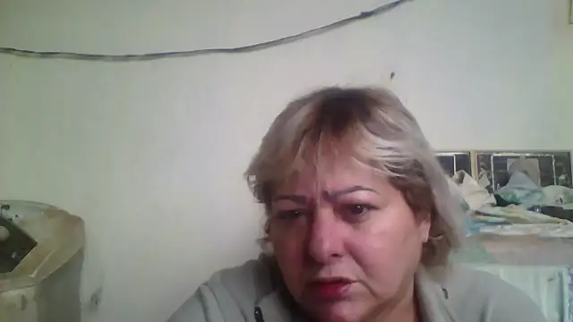 Snapshot of bialoba7 chatting on September 9, 3:01 pm bialoba7 online show from September 9, 3:01 pm