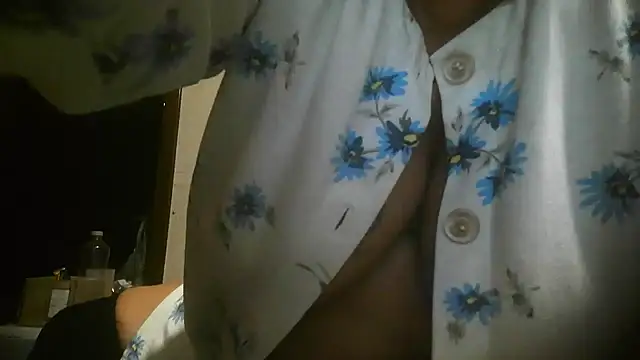 bialoba7 online show from July 24, 9:33 pm