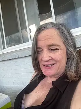 submit2unow1122 online show from March 29, 10:20 pm