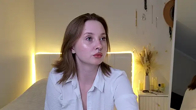 CandiceKingzzz online show from March 3, 2:56 pm