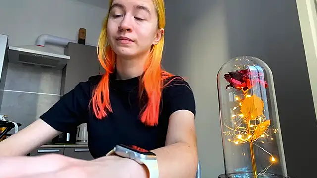 EmilyHein online show from February 6, 7:23 am