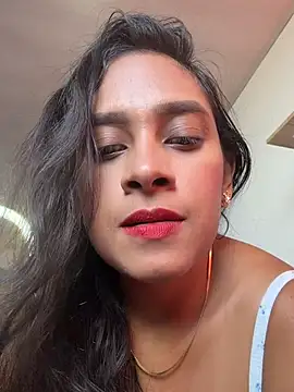 LunaHeat online show from February 28, 9:25 pm