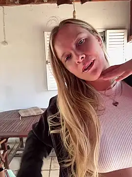 Ellie-rosee online show from March 22, 9:48 am