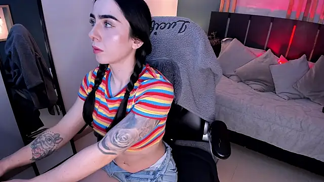 Luna tagliaferri online show from July 15, 8:13 pm