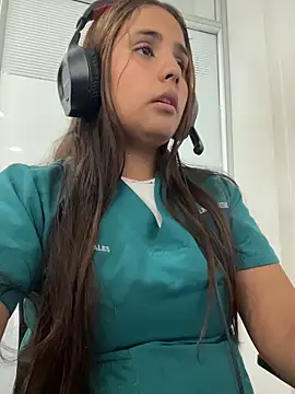 Noa Harper- online show from February 27, 10:20 pm