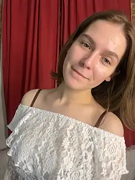 MyKittySayMeow online show from March 5, 8:59 pm