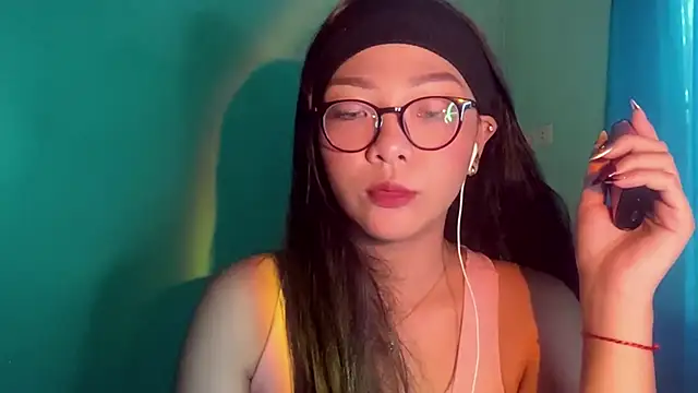 TerisaYellow online show from February 12, 7:32 am