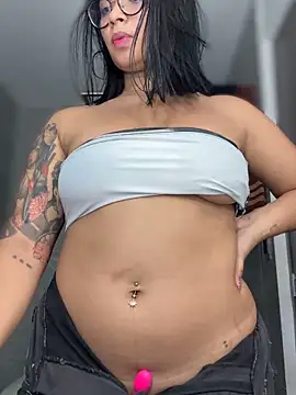 Allegra-Fiore online show from February 28, 10:53 pm