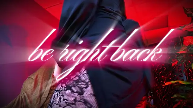 EllieFoxy online show from March 2, 7:15 am