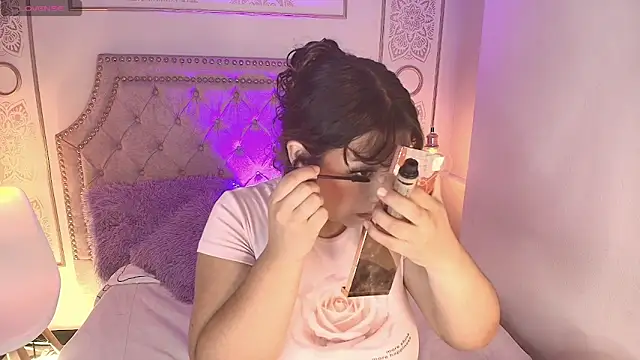 Honny Blaice  online show from March 18, 12:10 pm