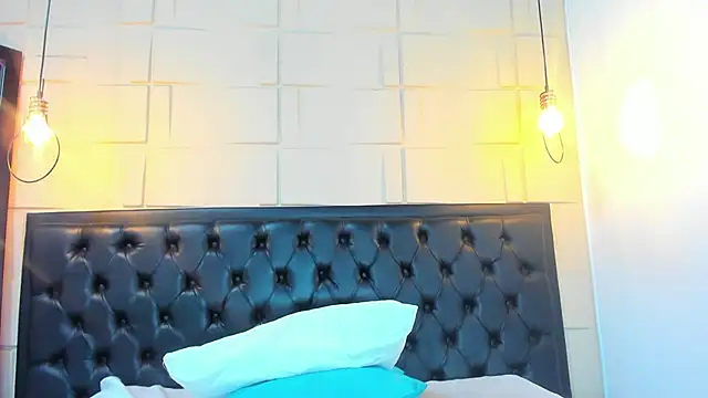 RousMature online show from March 29, 9:14 pm