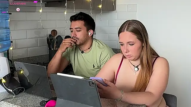 Sofii n Diego online show from February 18, 9:58 pm