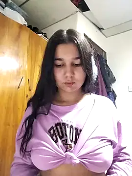 Merliah 1 online show from March 15, 7:05 pm