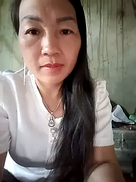 baby 112233 online show from April 11, 7:45 am