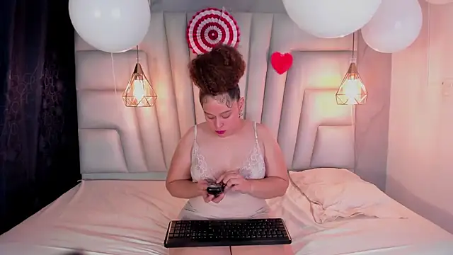 IrinaVoshh  online show from February 10, 8:01 pm